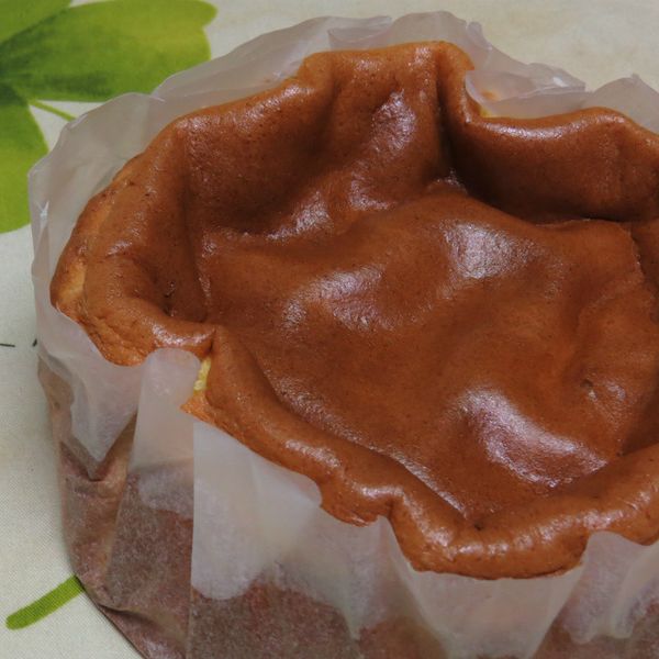 半熟蜂蜜凹蛋糕--[無油配方]：Hulk 's kitchen 一起做