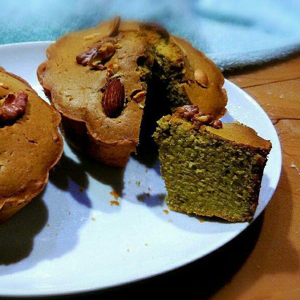 濃厚抹茶磅蛋糕：翁萱儀 一起做