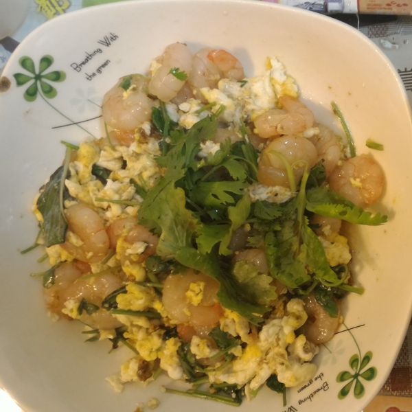 蝦仁炒蛋 : 鈺宸一起做