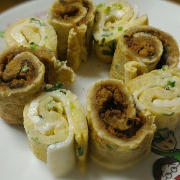 香蔥吐司捲~10分鐘早餐 : 莊小婷一起做