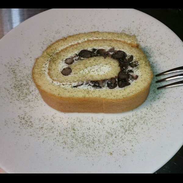 戚風蛋糕捲 : 林倚萱一起做