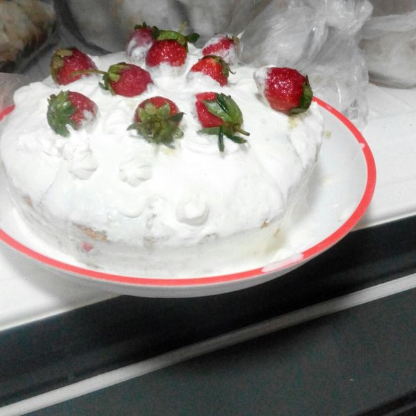 草莓蛋糕 : Lin Yi一起做