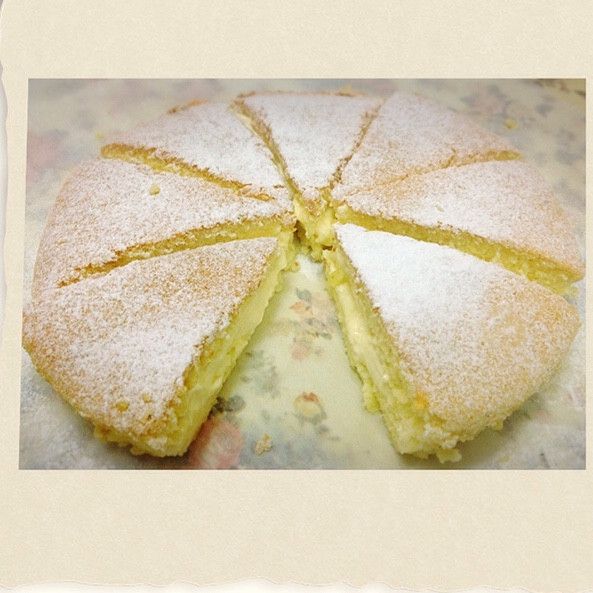 波士頓派 (水蜜桃鮮奶油口味)9吋 : Mollie一起做