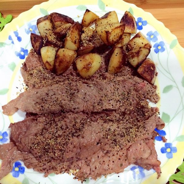 乾煎牛肉片 : Cherry  Liu一起做