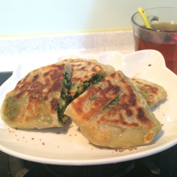 韭菜盒子：周珮婷 一起做