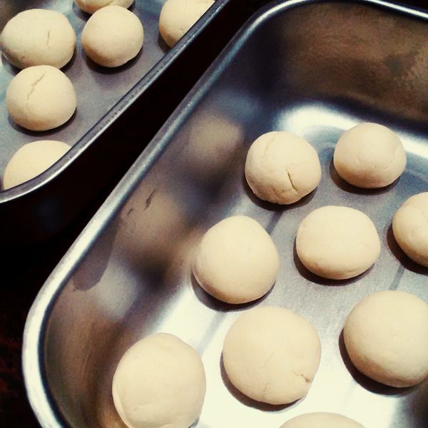 入口即溶雪球餅乾：林佳穎 一起做