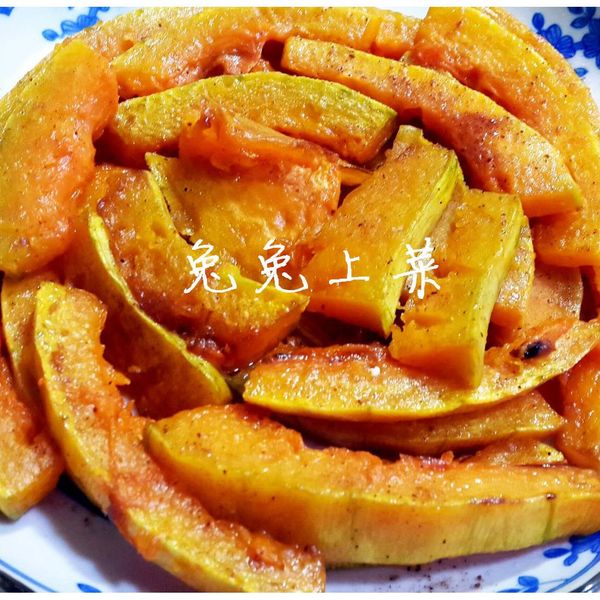 梅甘南瓜片｜熊貓眼女孩：兔兔上菜 一起做