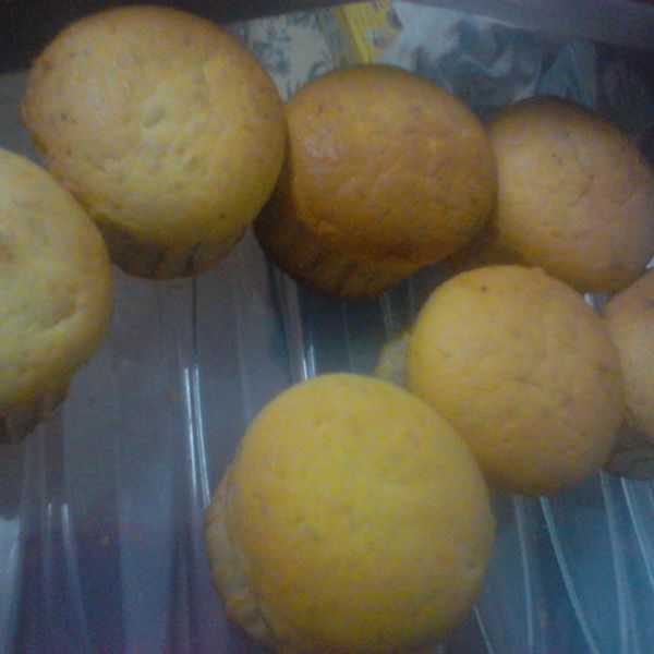 人妻的廚房-香蕉磅蛋糕 : 小白一起做