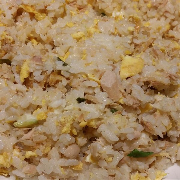 香蒜起司鮪魚蛋炒飯 : 田心一起做