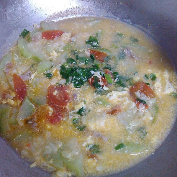 【食在有健康】番茄絲瓜湯 : 施小盈一起做