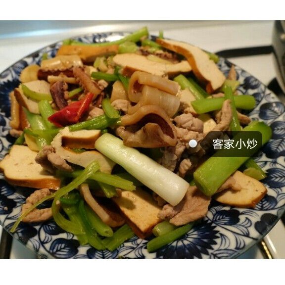 客家小炒 : 花花一起做