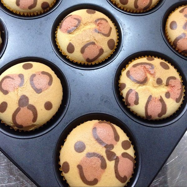 粉紅豹紋杯子蛋糕 : 米豆米豆一起做