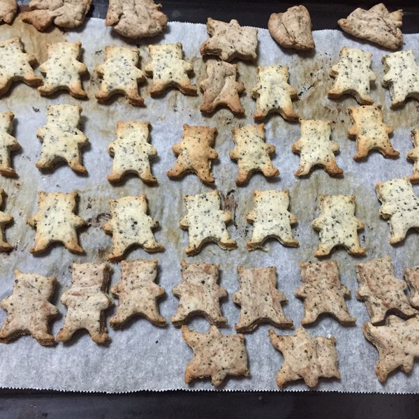 低卡健康手工餅～黑芝麻楓糖餅乾：Helen 一起做