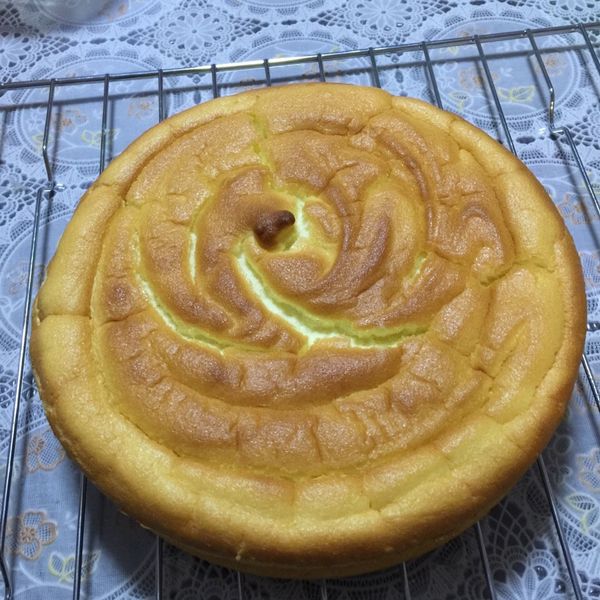 超簡單綿密蛋糕-只需三種材料 : Sylvie一起做