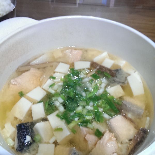 鮭魚味噌湯：Aihua Wang 一起做