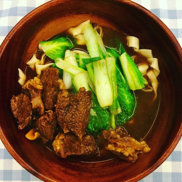 川味紅燒牛肉麵 電鍋輕鬆做 : Emma Huang一起做