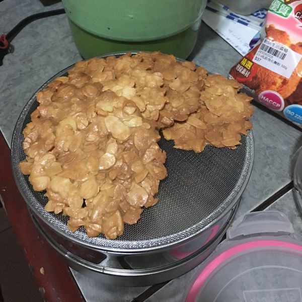 【烤箱甜點】一次就成功的杏仁瓦片：陳乖乖 一起做