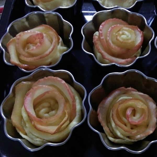 酥皮玫瑰蘋果派【HOLA幸福食堂】 : 身為一個吃貨的幸福一起做