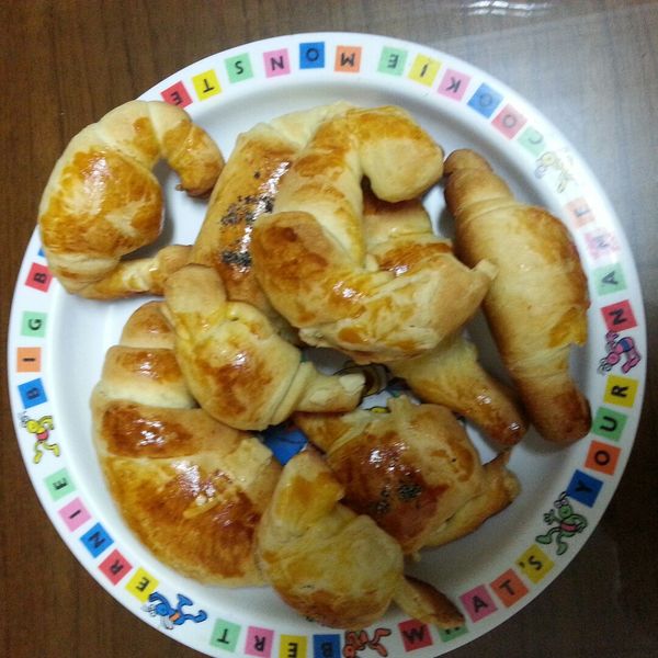 可頌起酥牛角麵包：Shin手作 一起做