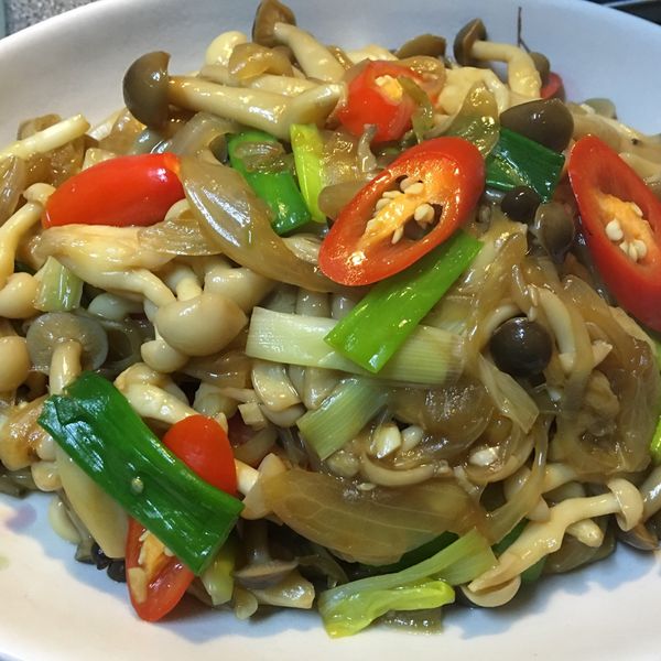 蔥爆雙菇 : wen一起做