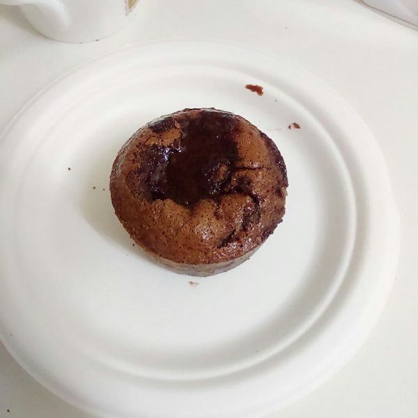 簡單又好吃的爆漿巧克力蛋糕 : 美人魚一起做