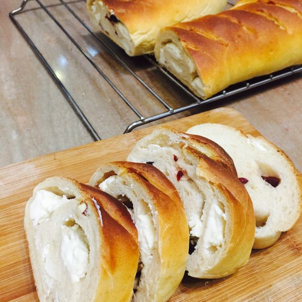 堅果乳酪麵包：Olivia 一起做