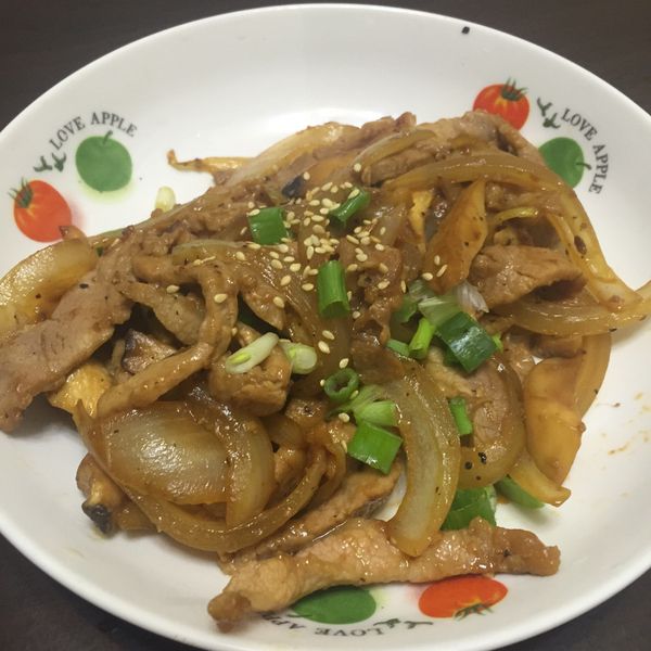 【厚生廚房】洋蔥豬柳：Minnie Huang 一起做