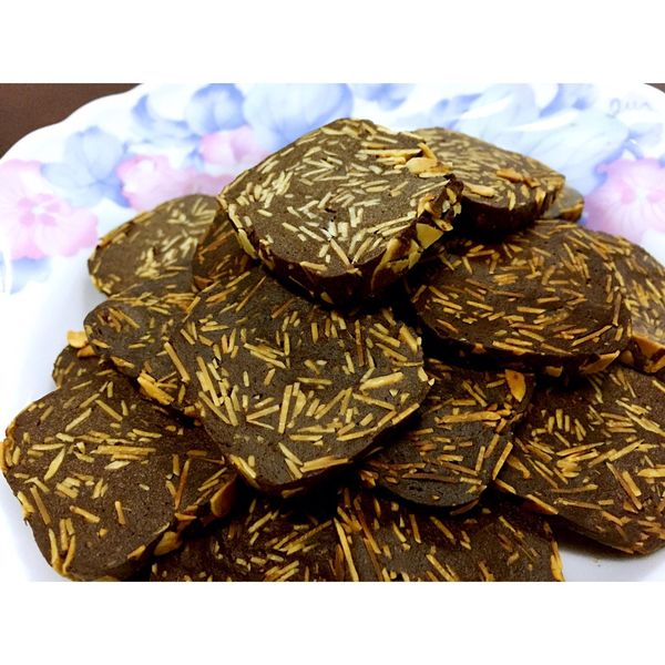 巧克力酥餅_免用餅乾模 : 菲比一起做