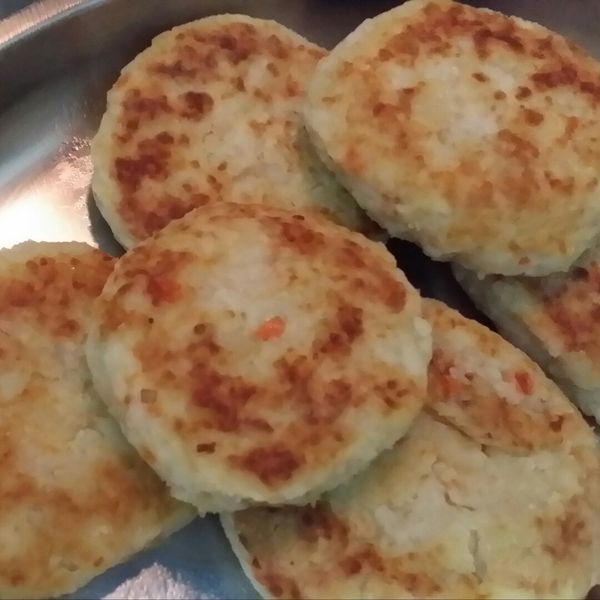 自製薯餅 : 科學麵一起做