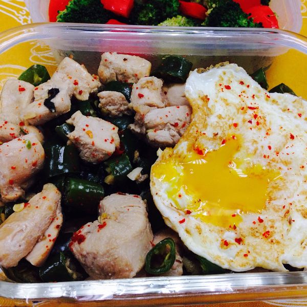 打拋雞丁--比打拋豬好吃100倍!：fanny93 一起做