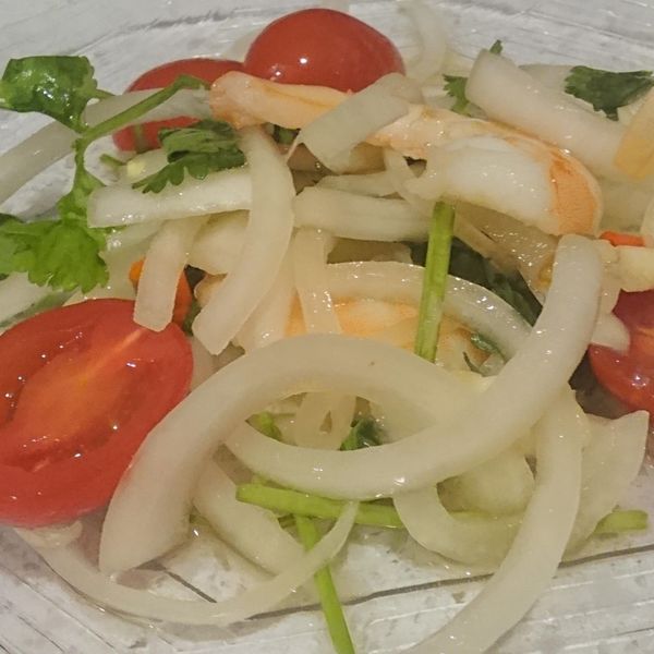 ♥泰式涼拌海鮮沙拉♥ : 鄉居廚房樂一起做