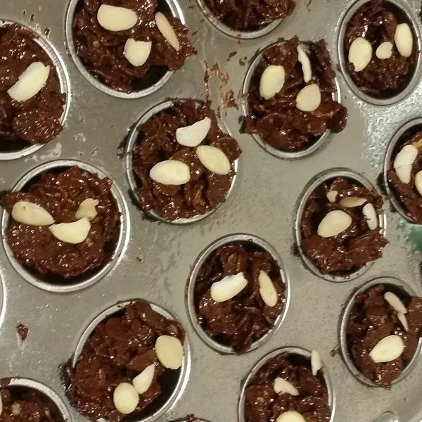 巧克力杏仁酥片：加村林媽媽 一起做