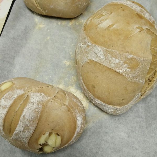 蜂蜜芝麻乳酪軟法麵包：桂香王 一起做