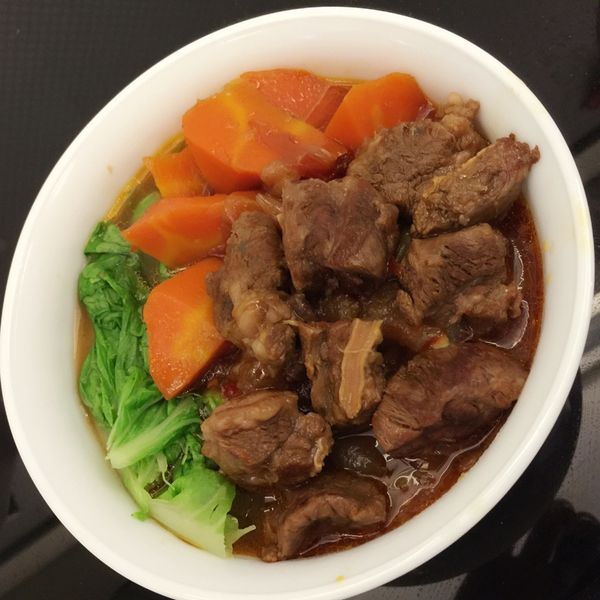 紅燒番茄牛肉麵_電鍋料理 [18食堂] : 蕭菱一起做