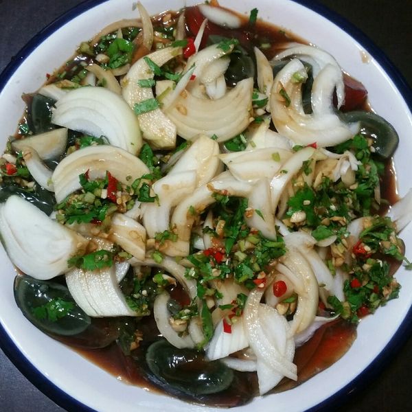 涼拌皮蛋：Debby Lulu 一起做