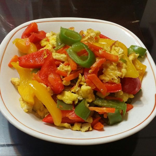 青椒炒蛋：夏琉 一起做