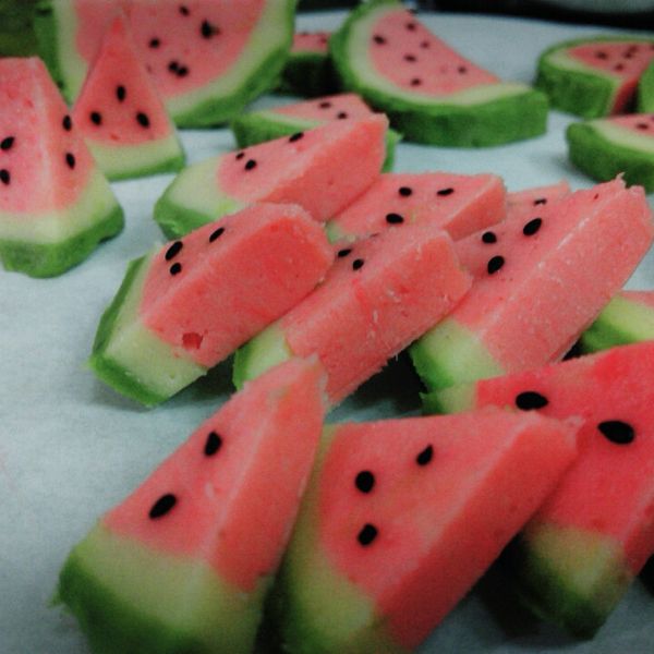 西瓜餅乾(水波爐料理)：鍾怡芳 一起做