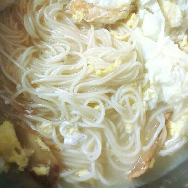 電磁爐簡易麻油雞蛋麵線 : Xiaowei Lin一起做