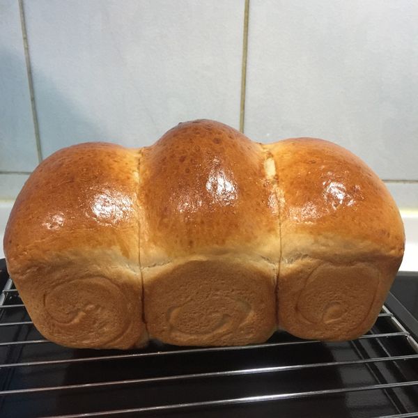 黑糖吐司(老麵法)：嗡嗡嗡 一起做