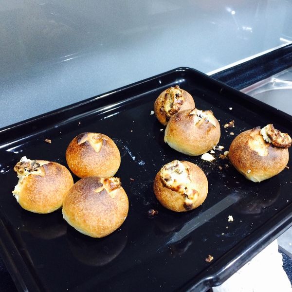 小法國蔓越莓乳酪麵包 : 吳孟樺一起做