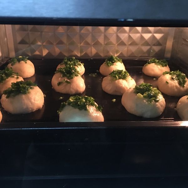 甜式麵包-蔥花麵包&義式火腿玉米麵包&椰子葡萄乾麵包：翁資穎 一起做