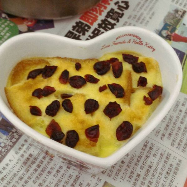 烤蜂蜜布丁麵包：Serena Chen 一起做