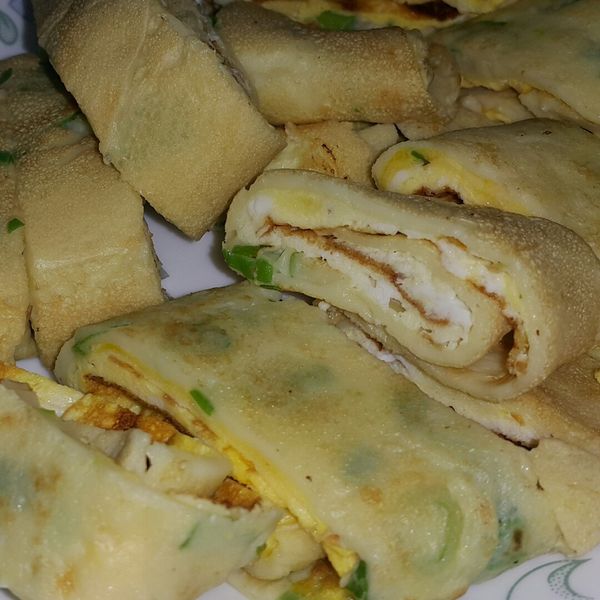 自製蛋餅 : 芬一起做