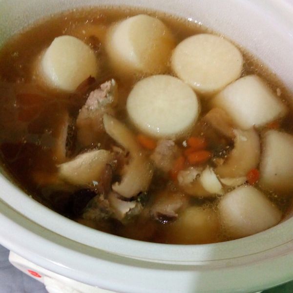 蘿蔔排骨湯：Annie Bei 一起做