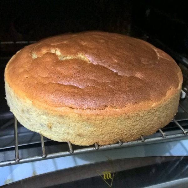 香蕉戚風蛋糕：Tin Mei Ho 一起做