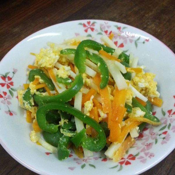 青椒炒蛋 : Chang WanChing一起做