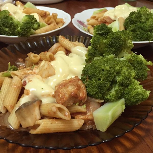 【Penny's House】茄汁燉雞義大利麵 : 野一起做