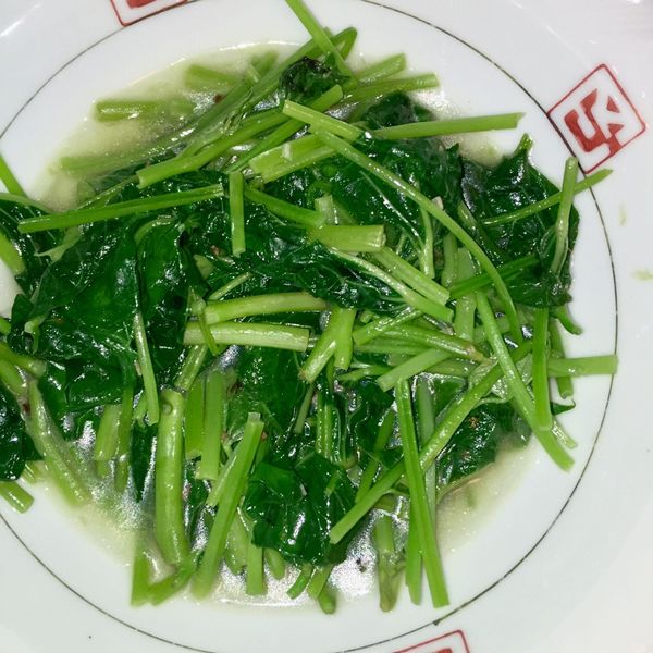 かにの炒地瓜葉[不變黑秘訣] : STT一起做