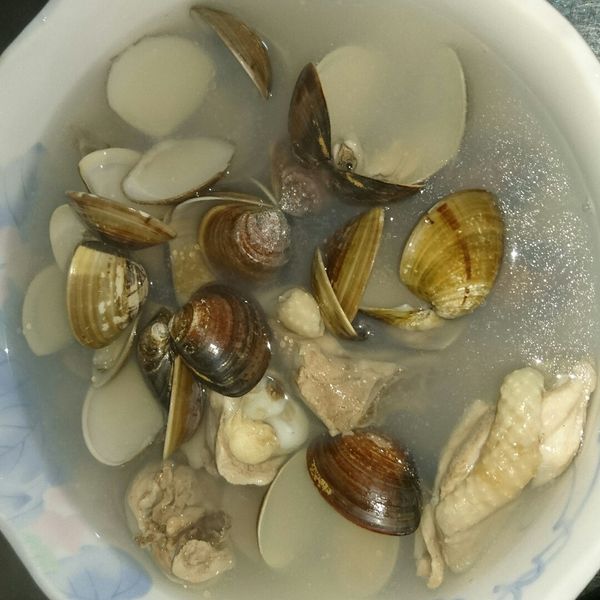 蛤蠣雞湯 : 劉瓊敏一起做