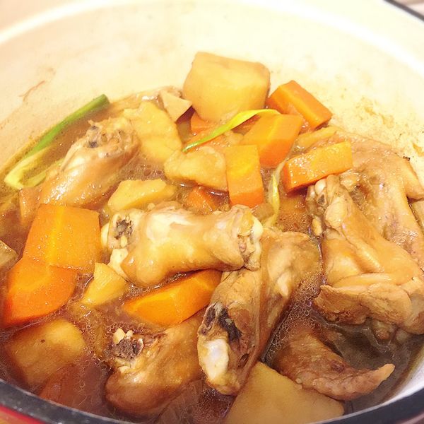 馬鈴薯燉雞肉：Eileen Huang 一起做